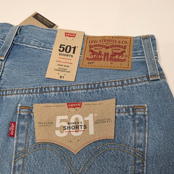 Levi's 501 Original High Rise Blue Denim Cut Off Shorts Women's Size 31 NWT - Picture 13 of 16